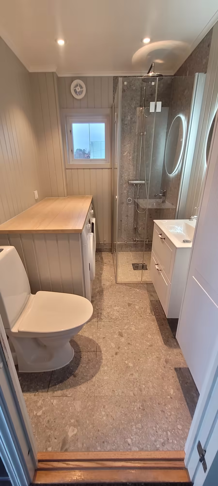 Tidsplanering av badrumsrenovering i Solna med fokus pa BRF och leveranser